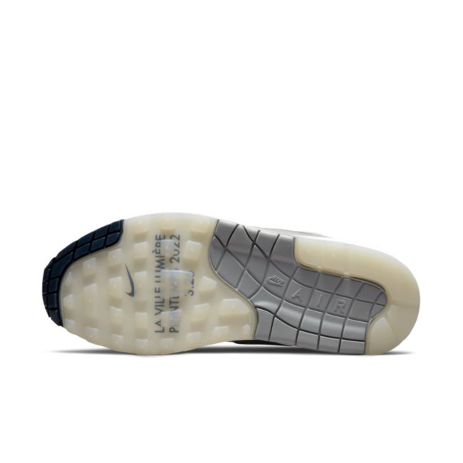 Nike - Air Max 1 AMD La Ville Lumière