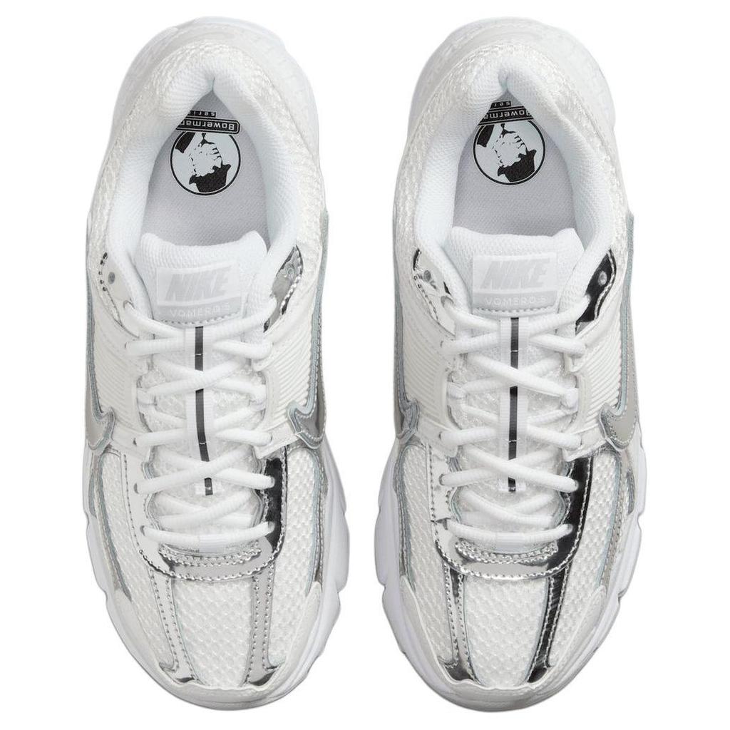 Nike - Zoom Vomero 5 Chrome Toe