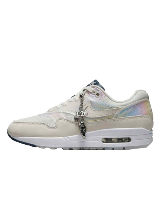 Nike - Air Max 1 AMD La Ville Lumière