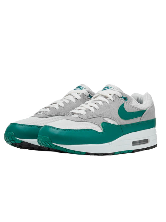 Nike - Air Max 1 Essential Evergreen Aura