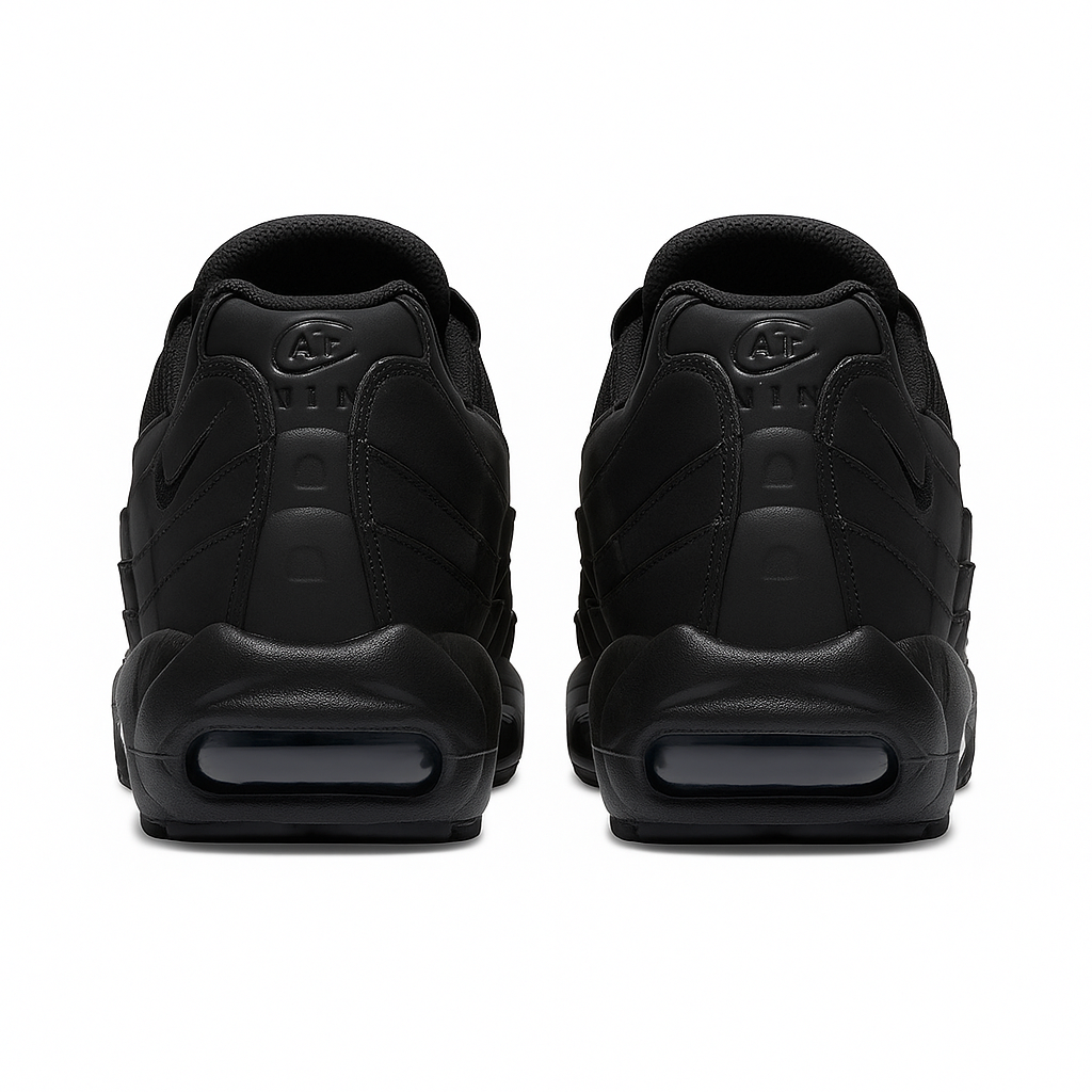 Nike - Air Max 95 Essential Triple Black