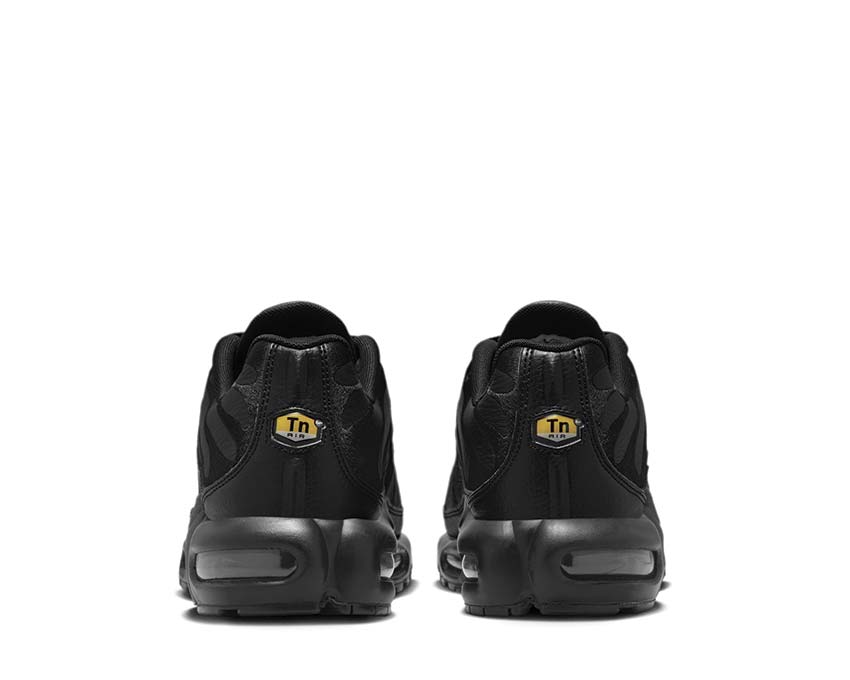 Nike - Air Max Plus Triple Black Leather